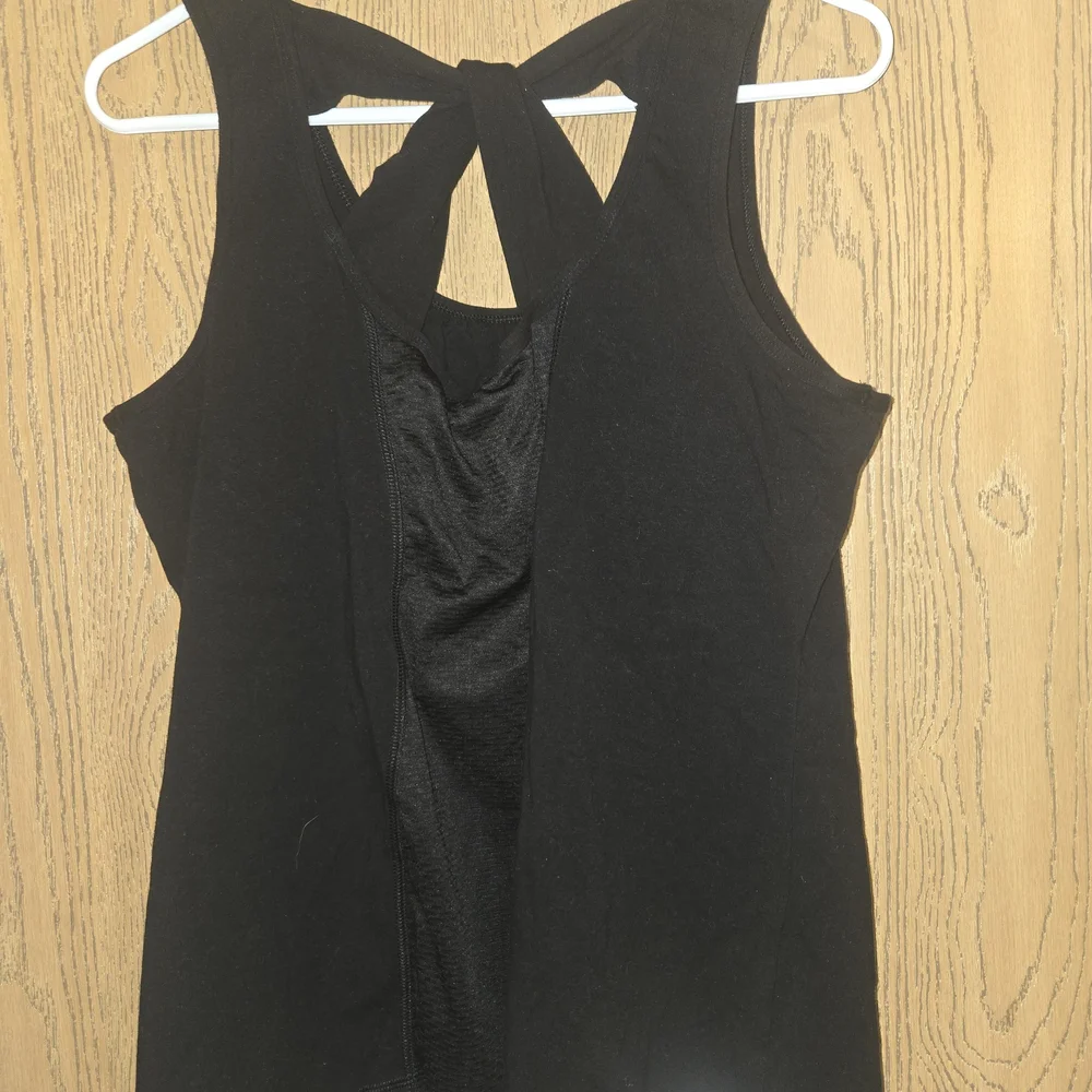 Danskin Now Floral Tank Top - Black, Blue, Purple, Green W/ Bra - Picture 5 of 6